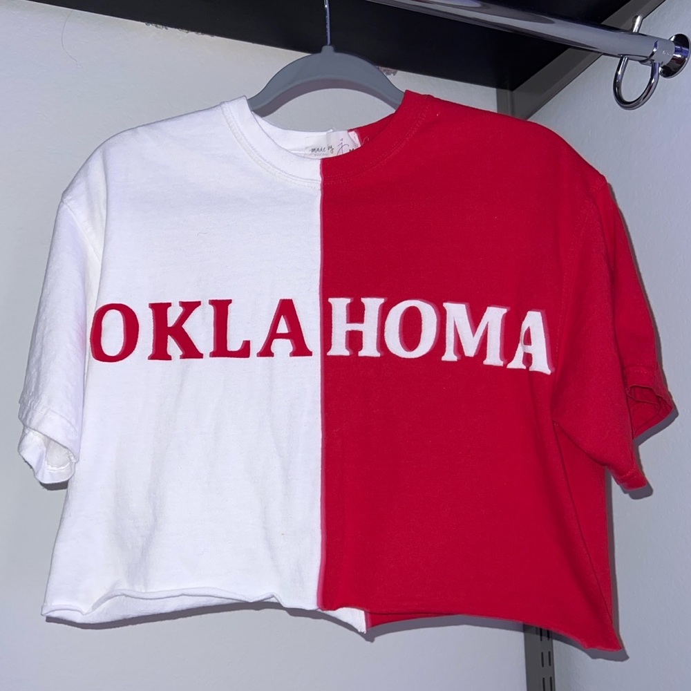 OU Split Cropped Tee